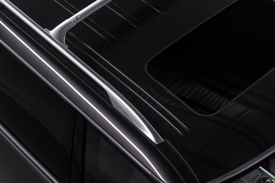 Детали интерьера Infiniti QX80 5.6 Limited 2018 года  (NA) (фото 15 из 45)